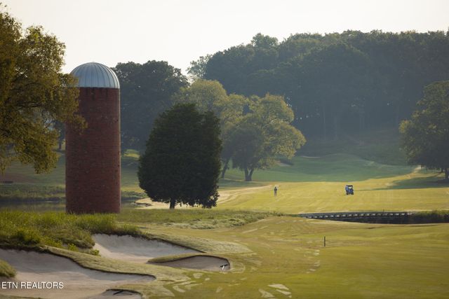 104 Azalea Lane, Loudon, TN 37774