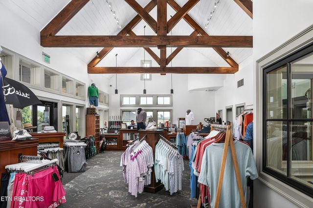 104 Azalea Lane, Loudon, TN 37774