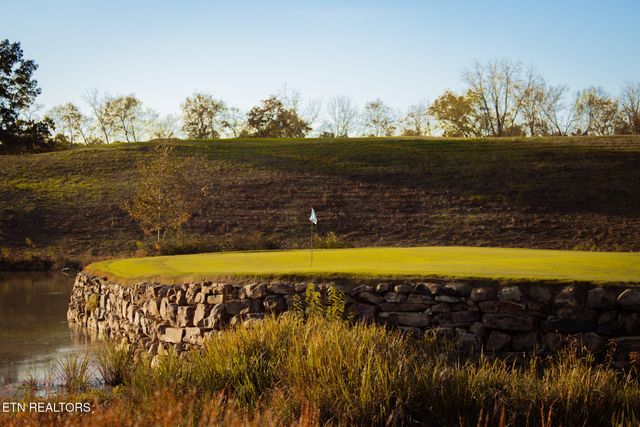 104 Azalea Lane, Loudon, TN 37774