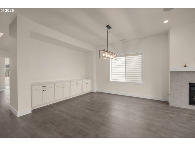 16017 Nw RIDGELINE St, Portland, OR 97229