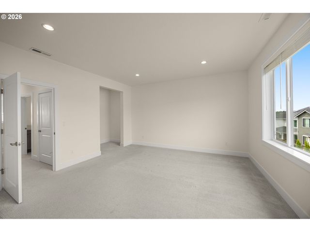 16017 Nw RIDGELINE St, Portland, OR 97229