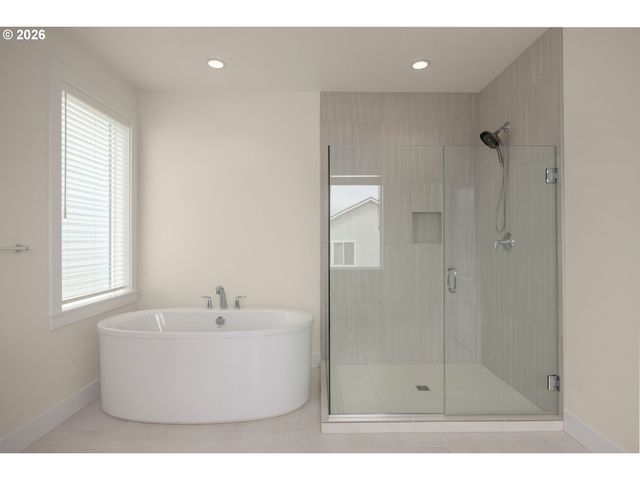 16017 Nw RIDGELINE St, Portland, OR 97229