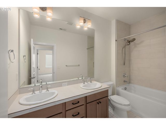 16017 Nw RIDGELINE St, Portland, OR 97229