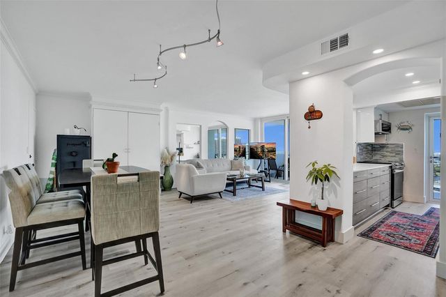 2715 N Ocean Boulevard 17f, Fort Lauderdale, FL 33308