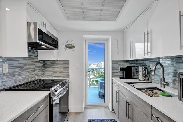 2715 N Ocean Boulevard 17f, Fort Lauderdale, FL 33308