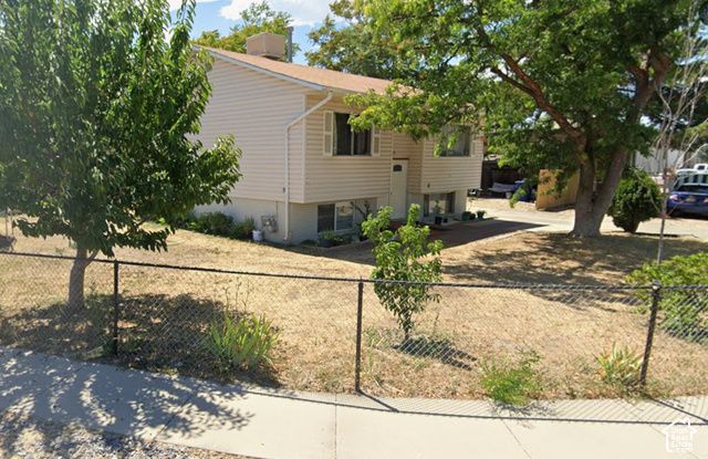 4453 W NANCY DR, West Valley City, UT 84120