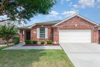 1617 Nighthawk Drive, Little Elm, TX 75068