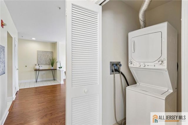 2000 Windrows Drive 2019, Plainsboro, NJ 08540