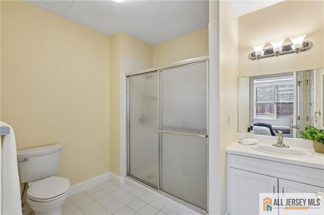 2000 Windrows Drive 2019, Plainsboro, NJ 08540