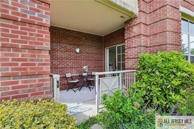 2000 Windrows Drive 2019, Plainsboro, NJ 08540