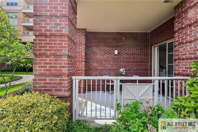 2000 Windrows Drive 2019, Plainsboro, NJ 08540