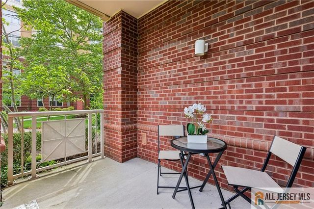 2000 Windrows Drive 2019, Plainsboro, NJ 08540