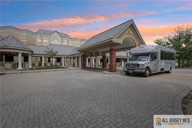 2000 Windrows Drive 2019, Plainsboro, NJ 08540