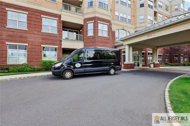 2000 Windrows Drive 2019, Plainsboro, NJ 08540