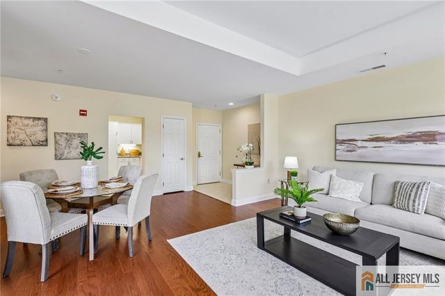 2000 Windrows Drive 2019, Plainsboro, NJ 08540