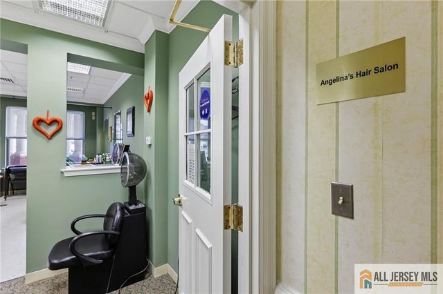 2000 Windrows Drive 2019, Plainsboro, NJ 08540