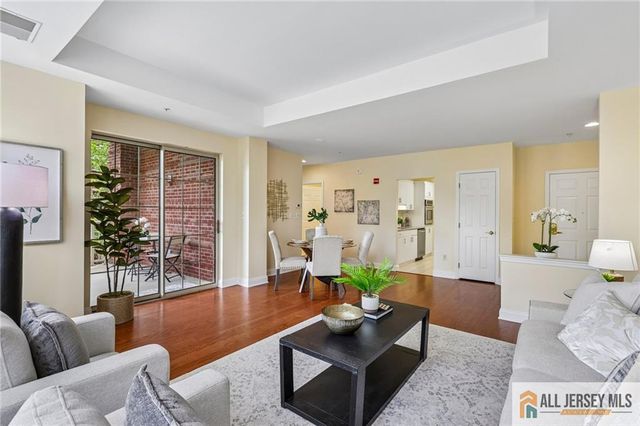 2000 Windrows Drive 2019, Plainsboro, NJ 08540