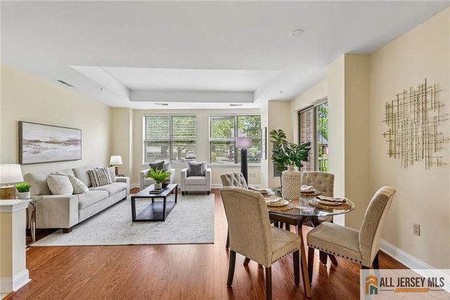 2000 Windrows Drive 2019, Plainsboro, NJ 08540