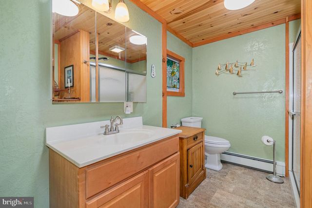 1649 MOUNTAIN RD, Harrisburg, PA 17112