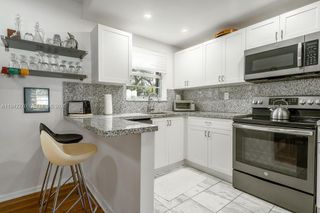 5565 SW 80th St 112D, Miami, FL 33143