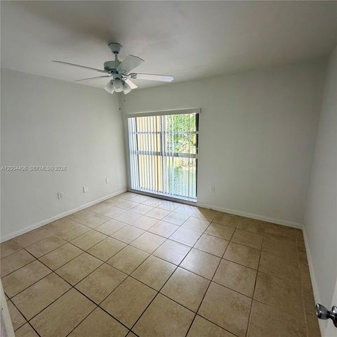 8775 Park Blvd 305, Miami, FL 33172