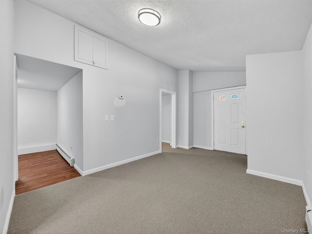 14 Forest Glen Road, Valley Cottage, NY 10989