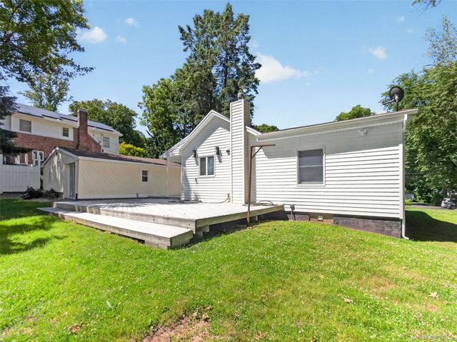 14 Forest Glen Road, Valley Cottage, NY 10989