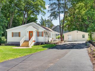 14 Forest Glen Road, Valley Cottage, NY 10989