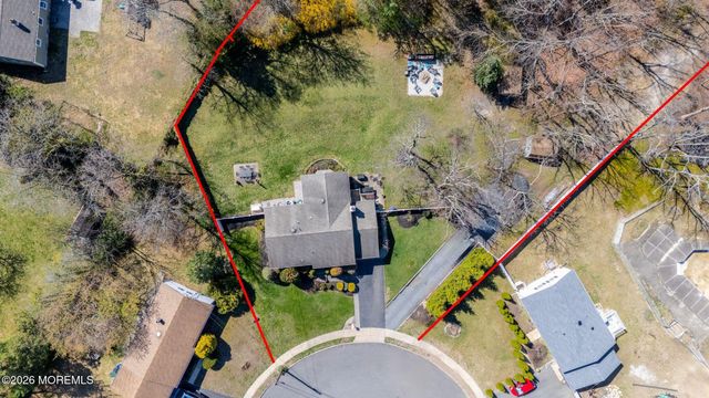 2 Darien Circle, Howell, NJ 07731