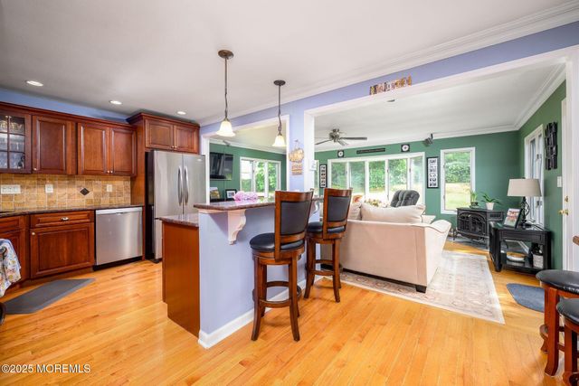 2 Darien Circle, Howell, NJ 07731