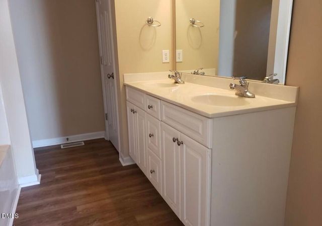 313 Opal Lane, Clayton, NC 27520