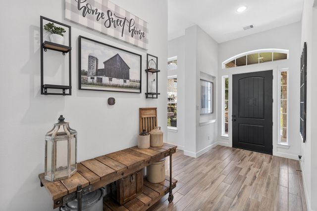 291 Vista Del Lago Drive, Huffman, TX 77336