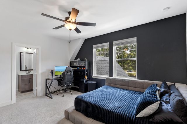 291 Vista Del Lago Drive, Huffman, TX 77336