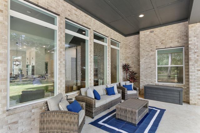 291 Vista Del Lago Drive, Huffman, TX 77336