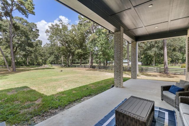 291 Vista Del Lago Drive, Huffman, TX 77336