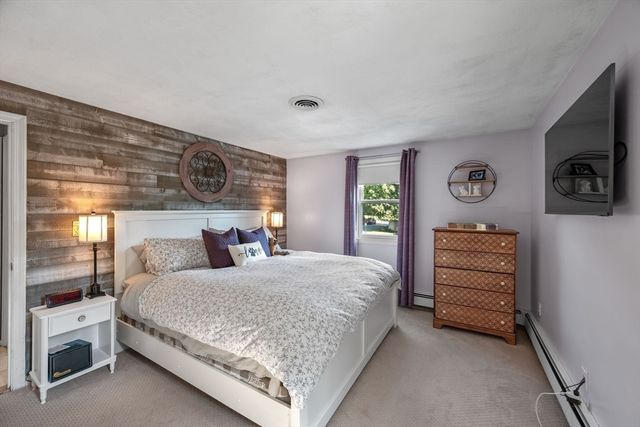 21 Border Rd, Reading, MA 01867