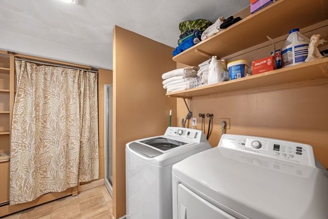 21 Border Rd, Reading, MA 01867