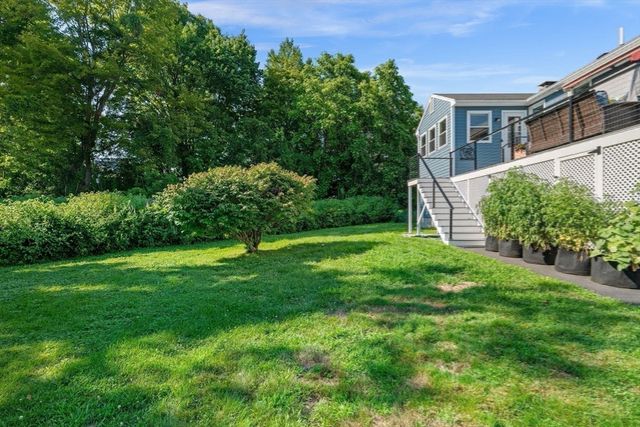 21 Border Rd, Reading, MA 01867