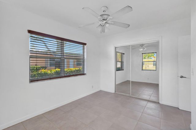 710 SE 4th Avenue, Delray Beach, FL 33483