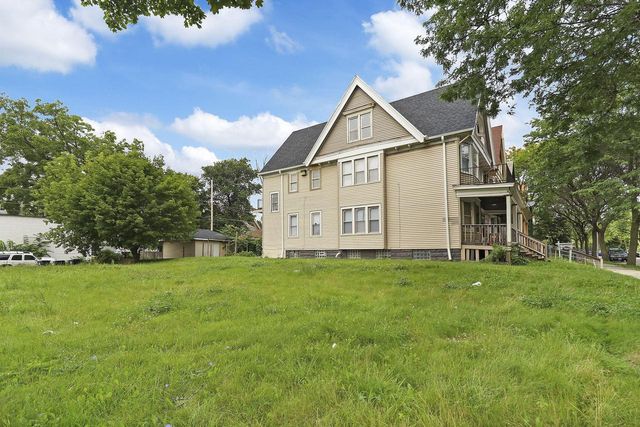 2007 N 40th STREET #2009, Milwaukee, WI 53208