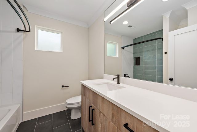 1928 W Trade Street, Charlotte, NC 28216