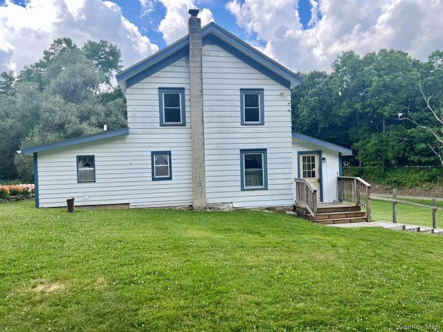 24 Rail Trail Way, Amenia, NY 12501