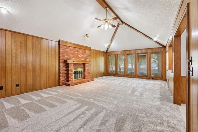 916 Fox Hill Drive, Edmond, OK 73034