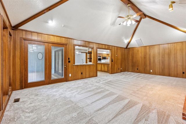 916 Fox Hill Drive, Edmond, OK 73034