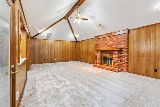 916 Fox Hill Drive, Edmond, OK 73034