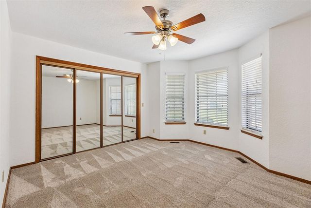 916 Fox Hill Drive, Edmond, OK 73034