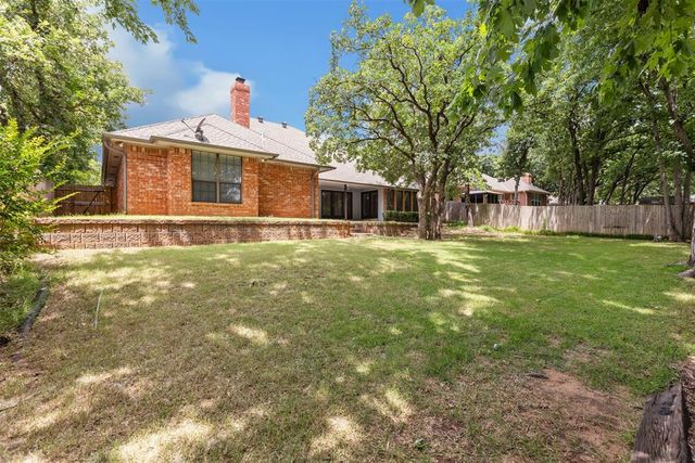 916 Fox Hill Drive, Edmond, OK 73034