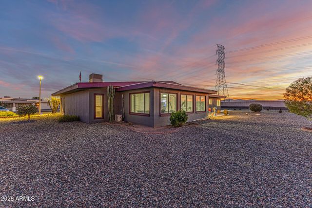 11210 W PUEBLO Court, Sun City, AZ 85373