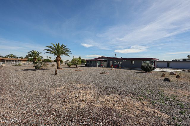 11210 W PUEBLO Court, Sun City, AZ 85373