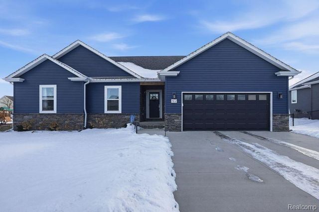 7812 Yorkshire Drive, Almont, MI 48003